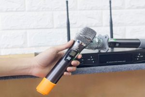 micro cầm tay